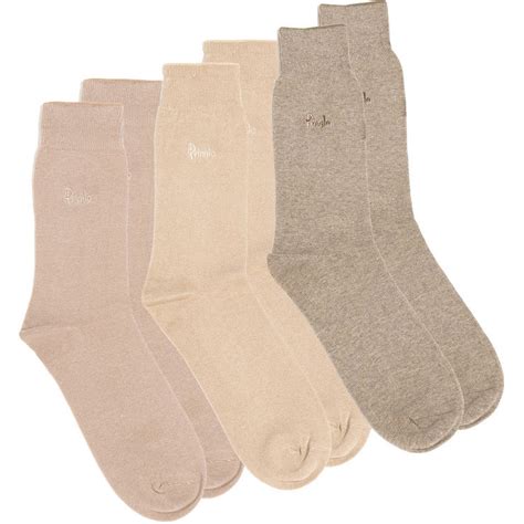 From plain men's socks in a wide variety of colours, to patterned suit socks for the office, fun & novelty styles featuring your favourite characters, or even socks for football, running and tons of other sports and activities. Pringle 2 x 3 - Pack Men's Endrik Socks in Beige | Costco UK