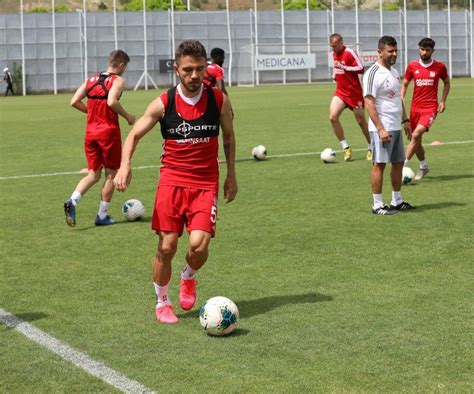Check spelling or type a new query. Emre Kılınç'tan Fenerbahçe'ye şok yanıt! Galatasaray ...