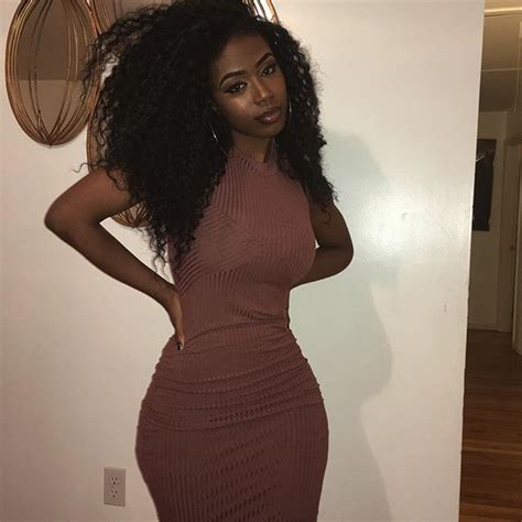 Meet The Nigerian Model Uche Who Has The Most Perfect Body On Social