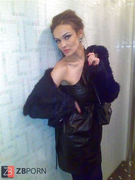 Super Sexy Alena Vodonaeva From Russian Hefty Brother Dom