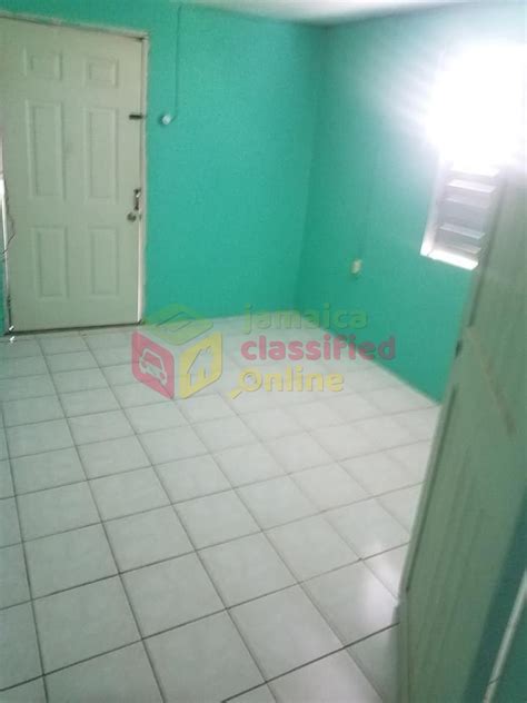 2 Bedroom Own Convenience For Rent In May Pen Clarendon Houses