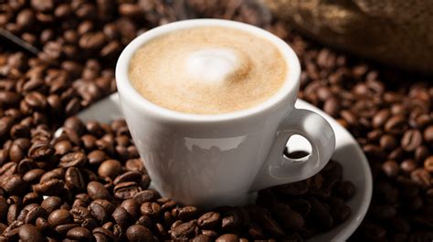 Heres Why You Should Think Twice Before Adding Collagen To Your Coffee