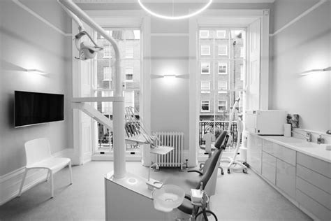 harley street dental dentist clinic surgery room to rent or hire £500 per day