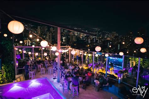 Medellín Nightlife And The Best Places To Party In Medellin Colombia