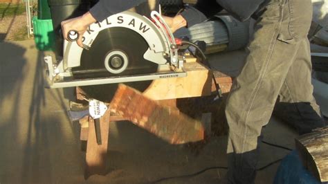 Check Out This Jumbo Sized Beam Saw That Can Cut 6 38 Inch Timbers In