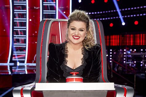 kelly clarkson out at the voice for season 22 daytime confidential