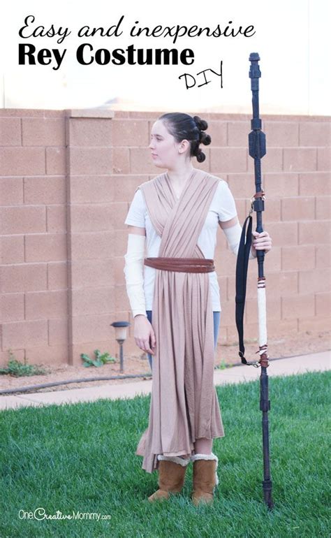 Get Ready For The Last Jedi With This Easy Rey Costume Idea Rey