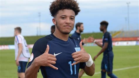 As a member of the club, jadon plays for borussia. FIFA U-17 World Cup: England prodigy Jadon Sancho joins ...