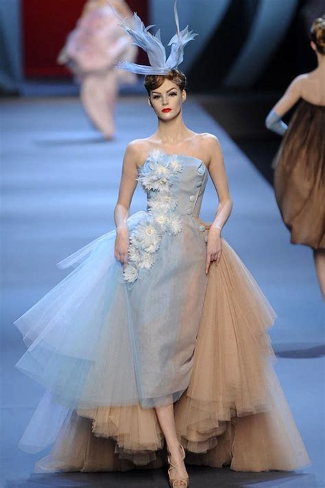 Christian Dior Spring 2011 Couture Runway Christian Dior Haute