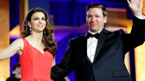 Casey Desantis Wife Of Florida Gov Ron Desantis Has Breast Cancer