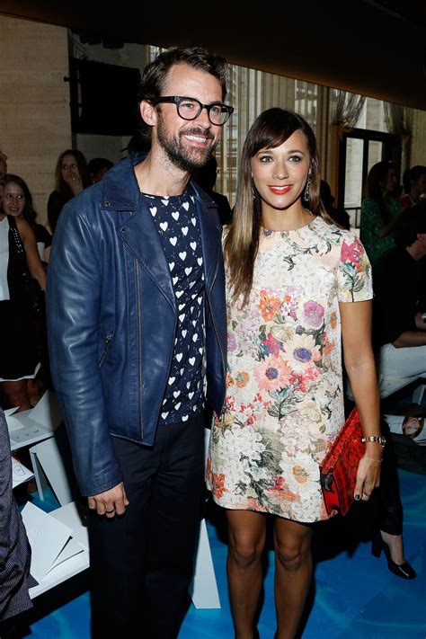 Rashida jones is a mom! Pin on Rashida Jones