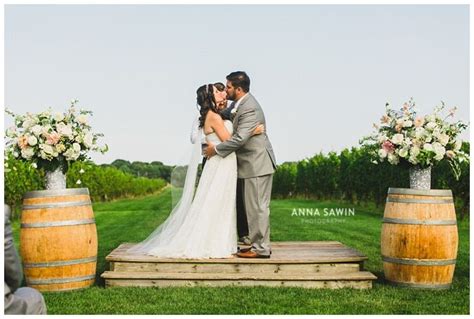 Ashley William Summer Wedding In The Vines At Saltwater Farm
