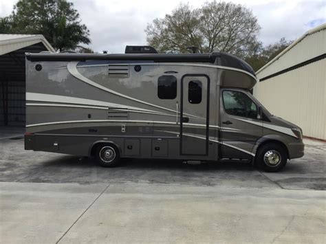 Dynamax Isata 3 24fw Rvs For Sale