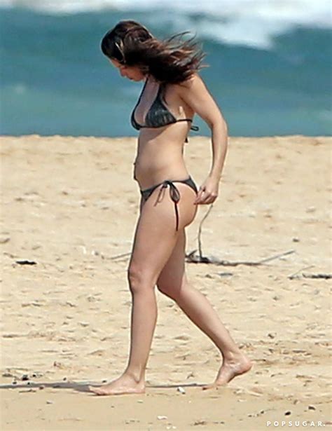 Jessica Biel Wearing A Bikini In Hawaii Pictures Popsugar Celebrity Photo