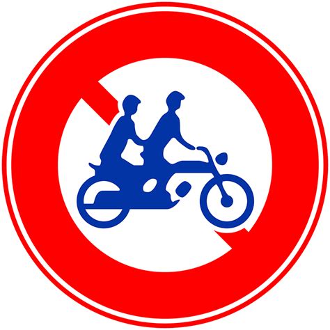 大型自動二輪自動車および普通自動二輪車二人乗り通行禁止の道路標識 地図に使えるフリー素材jp