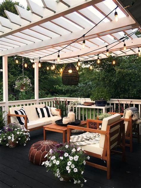 32 Stunning Rustic Patio Decorating Ideas Homyhomee