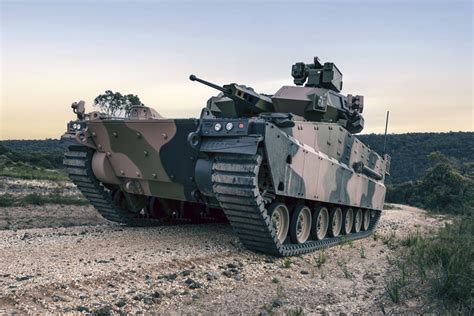 Hanwha Teams With Oshkosh For Us Omfv Joint Forces News