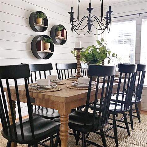 50 Choosing The Right Farmhouse Dining Room Table Sweetyhomee