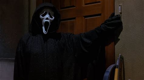 Scream Defined The Decade And Changed Horror In Ways Both Good And Bad We Love S Horror
