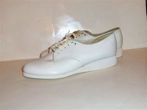 Vintage Nurses Shoes Nos White Size 6 12 Wedge Heel
