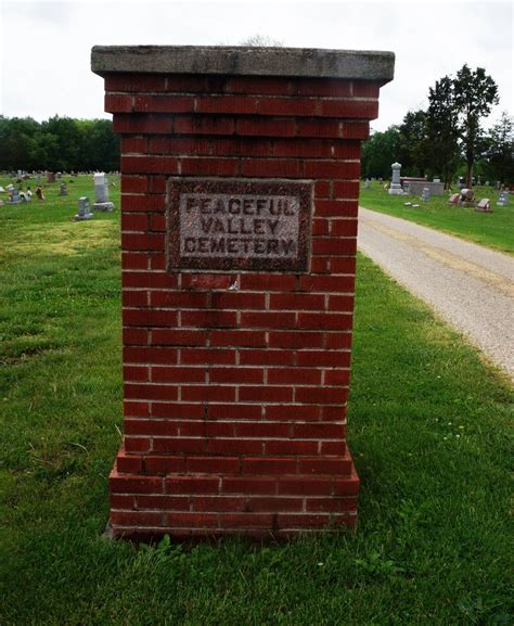 Peaceful Valley Cemetery In Odin Illinois Find A Grave Cemetery