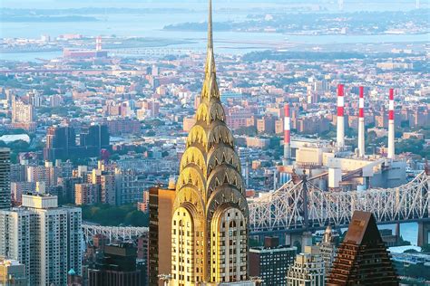 Chrysler Building In New York Visit One Of New Yorks Famous