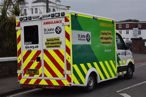 St John Ambulance Man Tge Emergency Ambulance Da21 Hm Flickr
