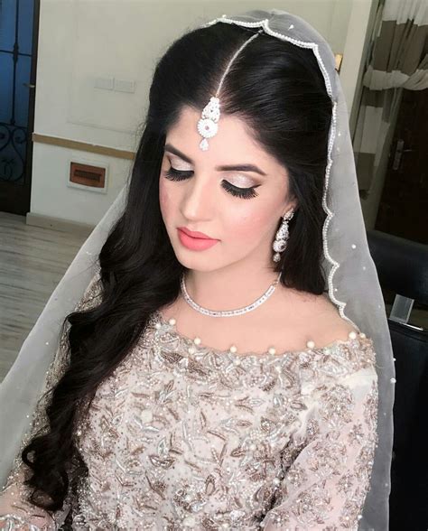 pin by 👑mar u j👑 on bridal s pakistani bridal makeup bride pakistani bridal wear