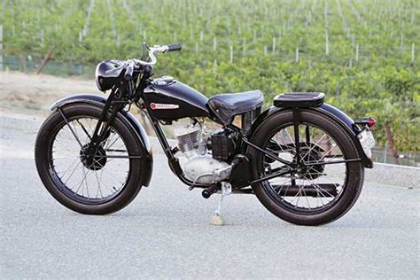 Find the perfect harley davidson 125 stock photos and editorial news pictures from getty images. Spoils of Victory: 1948 Harley-Davidson S-125 - Classic ...