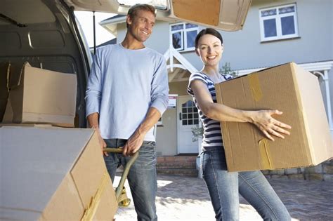 10 Must Have Tips On Moving Out Of State Jays Small Moves