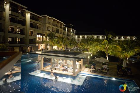 Henann Bohol Best Bohol Experience In Panglaos Largest Luxury Resort