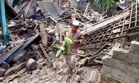 Terremoto en Lombok, Indonesia, noventa y ocho muertos - Noticias Semanales