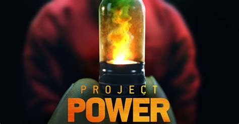 When django (jamie foxx) is rescued from. Project Power, Jamie Foxx e Joseph Gordon Levitt supereroi ...