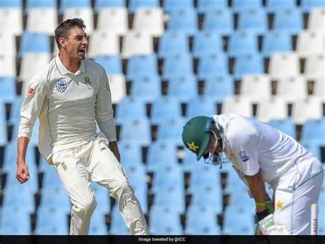 10:00 pm ist, 04:30 pm gmt, 06:30 pm local. South Africa vs Pakistan, 1st Test: Duanne Olivier Strikes ...