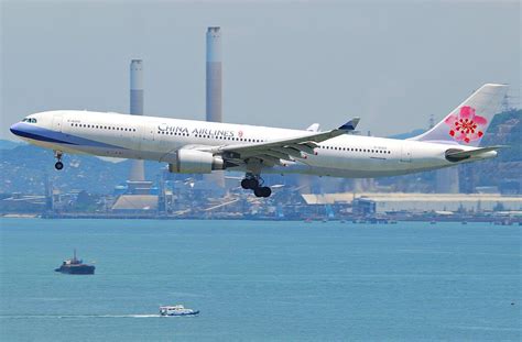 China Airlines Fleet Airbus A330 300 Details And Pictures