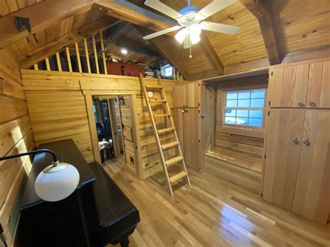 400 Sq Ft Log Cabin Cabin For Sale In Houston Texas Tiny House