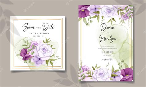 Hermosa Plantilla De Tarjeta De Invitación De Arreglo Floral Púrpura