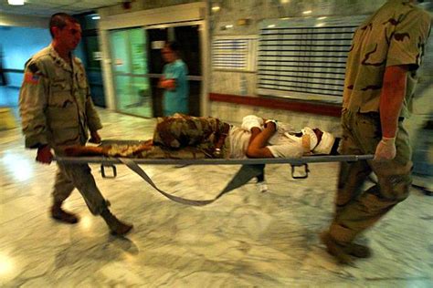 Us Combat Hospital Tends To The Wounded In Iraq Photos And Images