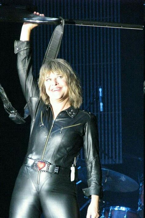 Pin By Patricia P On Suzi Quatro In 2020 Female Musicians 70s Glam