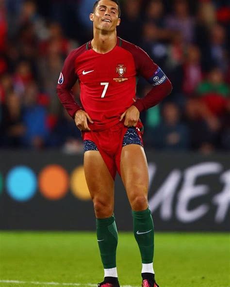 Cristianoronaldo Ronaldo Cr7 Legs Fit Muscles Muscular
