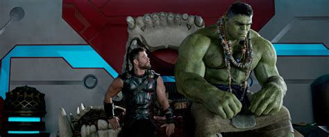 Thor Shows The Hulk That Hes The Strongest There Is