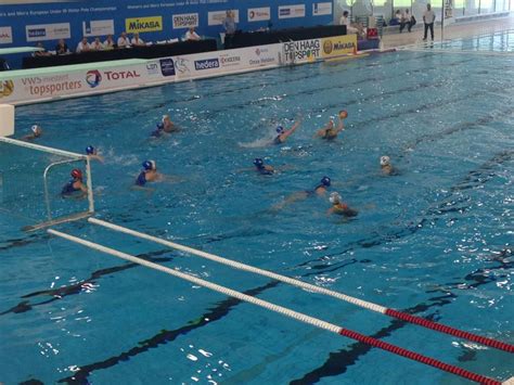 Europe is a continent located entirely in the northern hemisphere and mostly in the eastern hemisphere. Europei U19 F, ottavi di finale: i risultatiWaterpolo ...