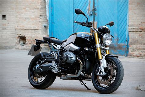 Bmw g 310 r has characteristic roadster with striking headlights, small headlight mask, dynamically designed fuel tank trim elements, striking front design harley davidson introduces a small motorcycle to enter the asia market. BMW R nineT Roadster Bike - MIKESHOUTS