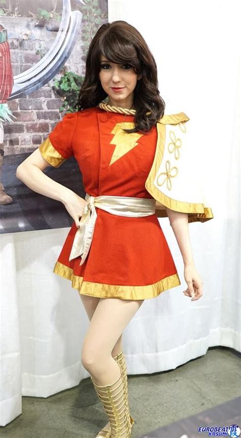 Character Mary Marvel Mary Batson From Dc Comics Captain Marvel Adventures And The Power