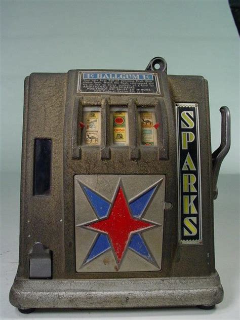 Vintage Sparks Cigarette Pack Winning Bubble Gum Slot Machine