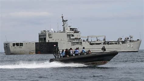 Tni Al Indonesia Butuh Angkatan Laut Yang Kuat Dan Marinir Hebat