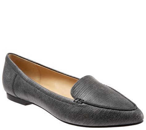 Trotters Cute Narrow Toe Loafers Ember