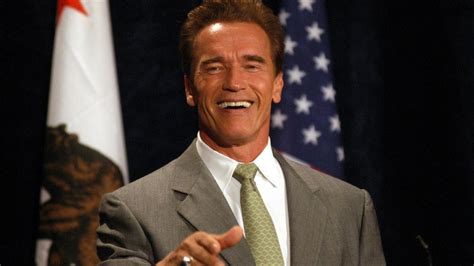 Schwarzenegger Elegido Gobernador De California