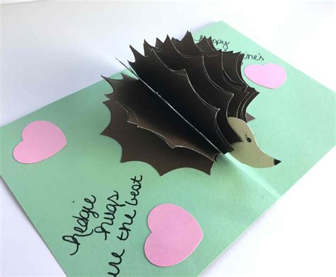 Imagine that you open your greeting card to suddenly find magnificent shapes that pop up to dazzle you. DIY Pop-Up Cards for Any Occasion