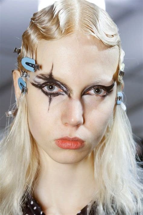 Marc Jacobs Fall 2016 Ready To Wear Collection In 2021 Punk Makeup